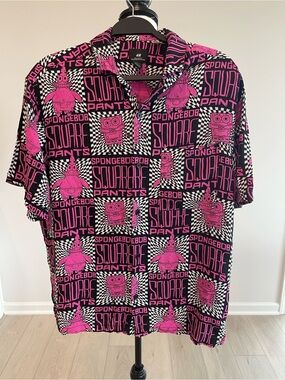 H&M SpongeBob Square Pants button up shirt size Medium Graphic novelty pink